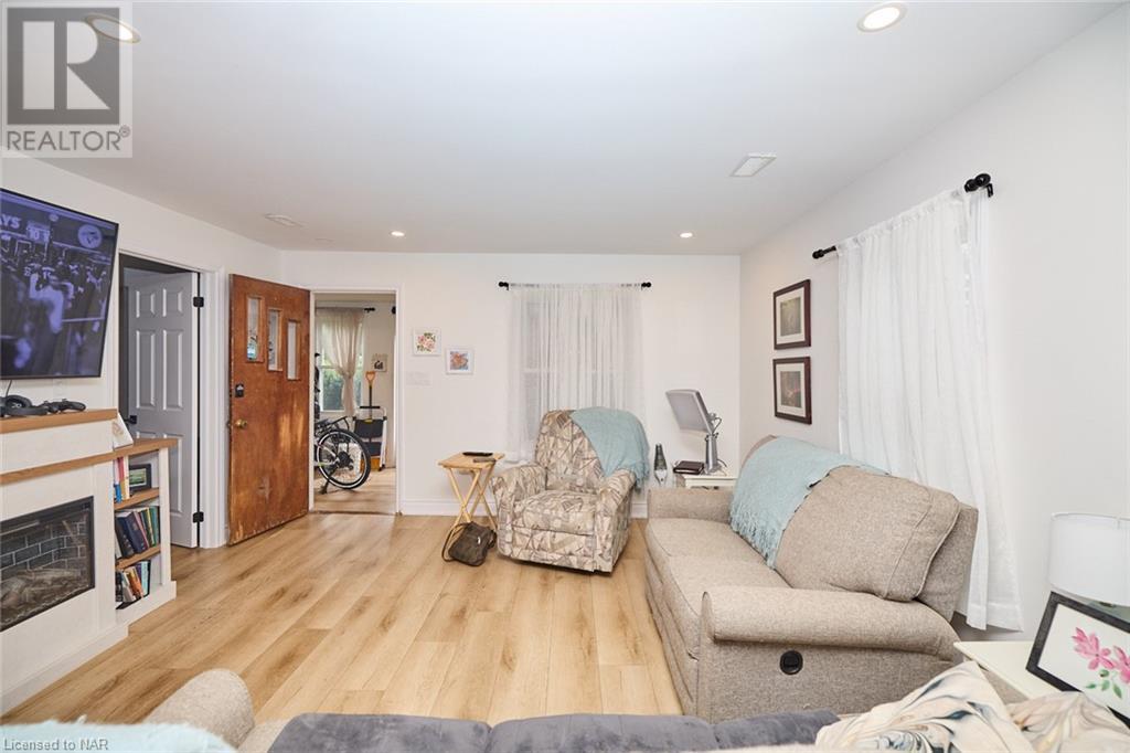 115 Ridgeway RoadFort Erie (337 - Crystal Beach), Ontario  L0S 1B0 - Photo 7 - X9767567