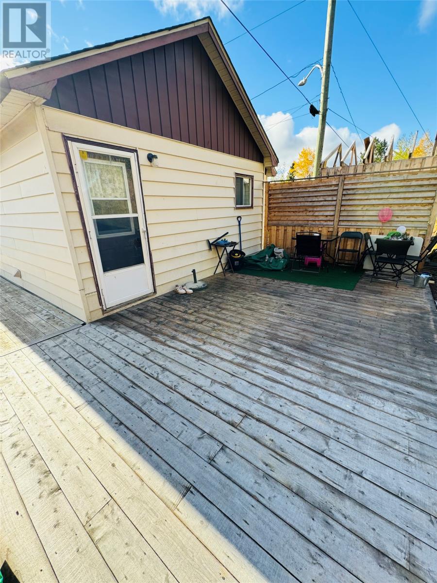 430 Main Street, Bishops Falls, Newfoundland & Labrador  A0H 1C0 - Photo 2 - 1278981