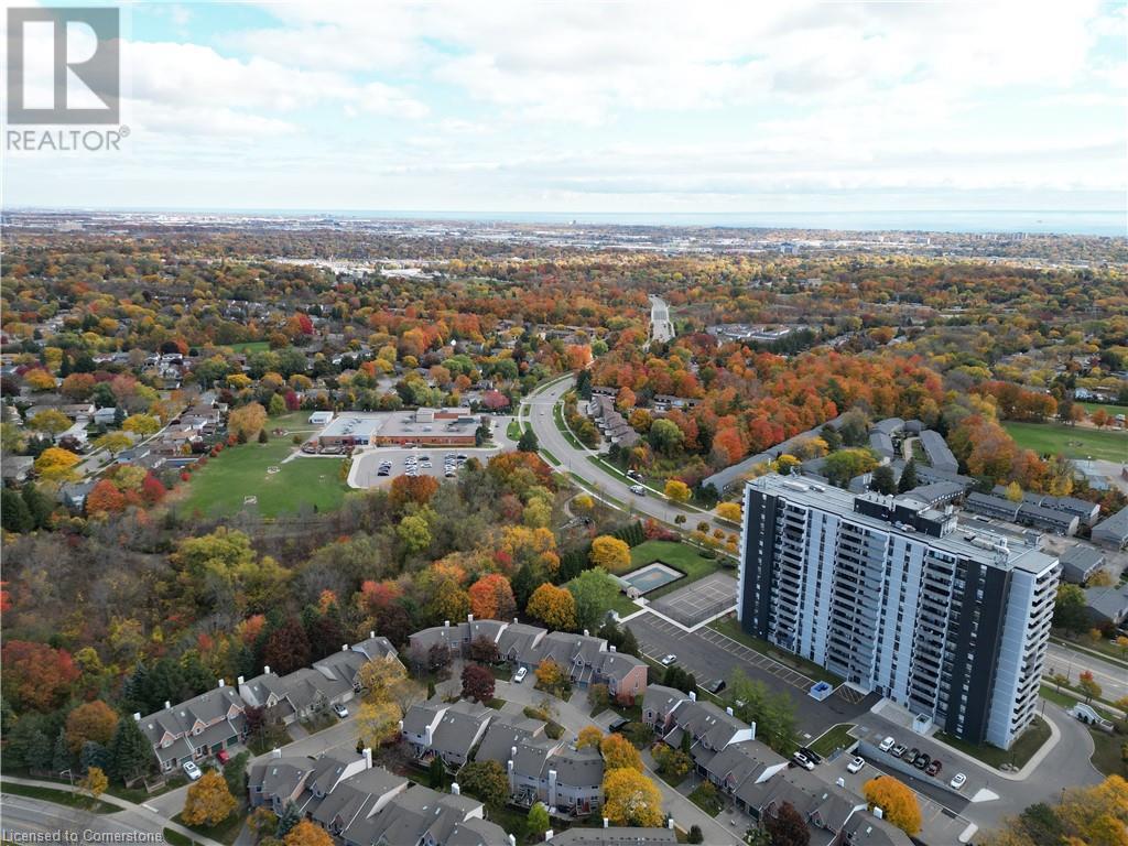 2055 Upper Middle Road Unit# 1008, Burlington, Ontario  L7P 3P4 - Photo 2 - 40667902