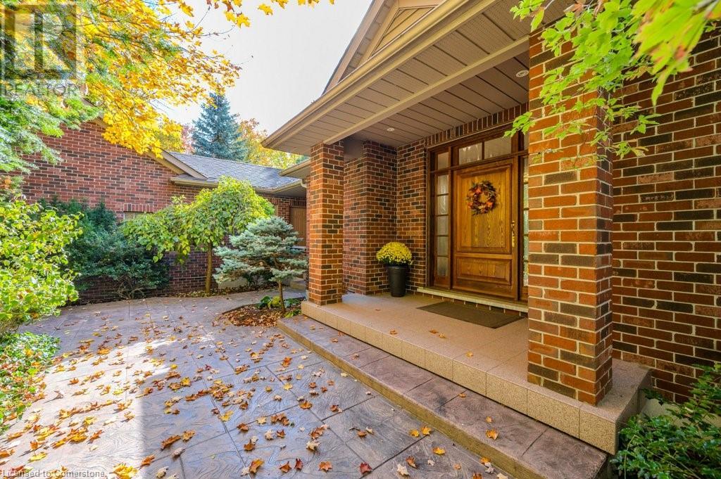 39 Mcdougall Road, Waterloo, Ontario  N2L 2W4 - Photo 4 - 40667496