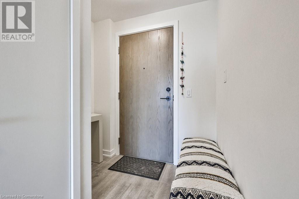 2300 St Clair Avenue W Unit# 718, Toronto, Ontario  M6N 0B3 - Photo 6 - 40667271