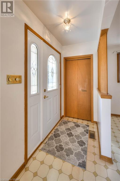 17 Kara Lee Court, Guelph, Ontario  N1E 4P3 - Photo 8 - 40667772
