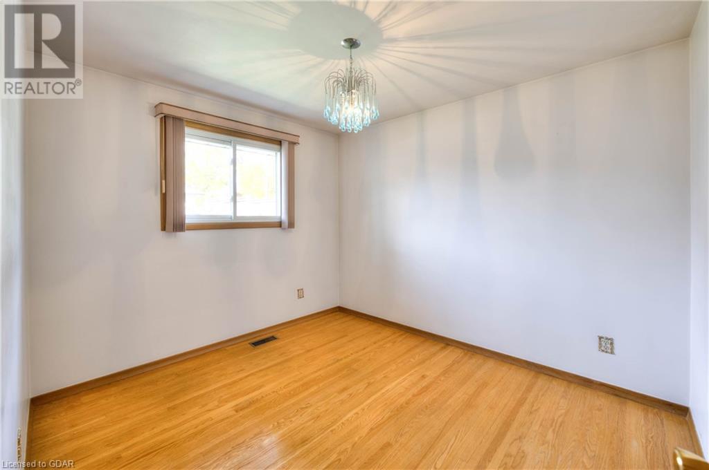 17 Kara Lee Court, Guelph, Ontario  N1E 4P3 - Photo 20 - 40667772