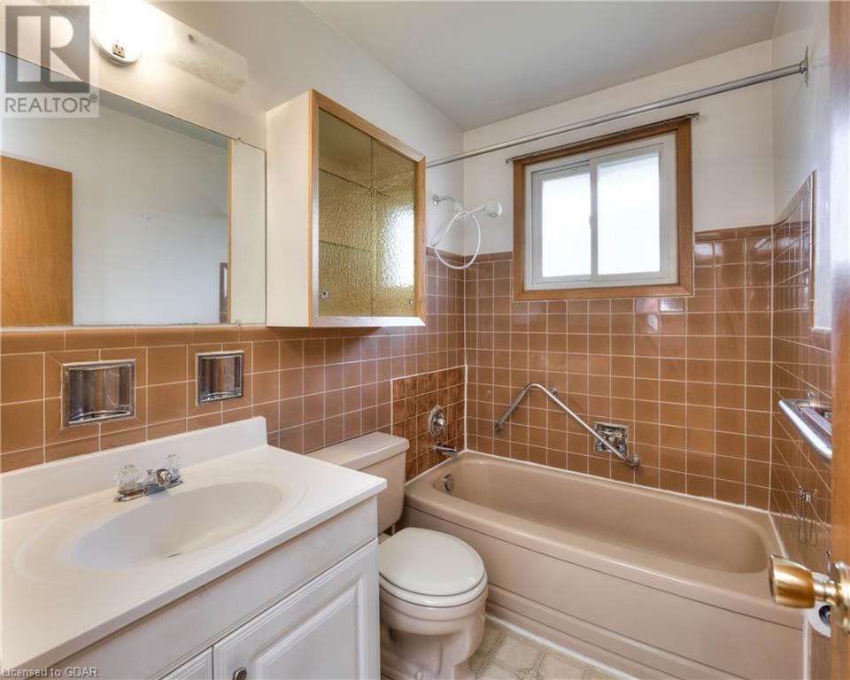 17 Kara Lee Court, Guelph, Ontario  N1E 4P3 - Photo 22 - 40667772