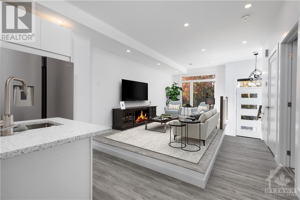 149 Longpre Street, Ottawa, Ontario K1L 7J5 - Photo 2 - X9524164