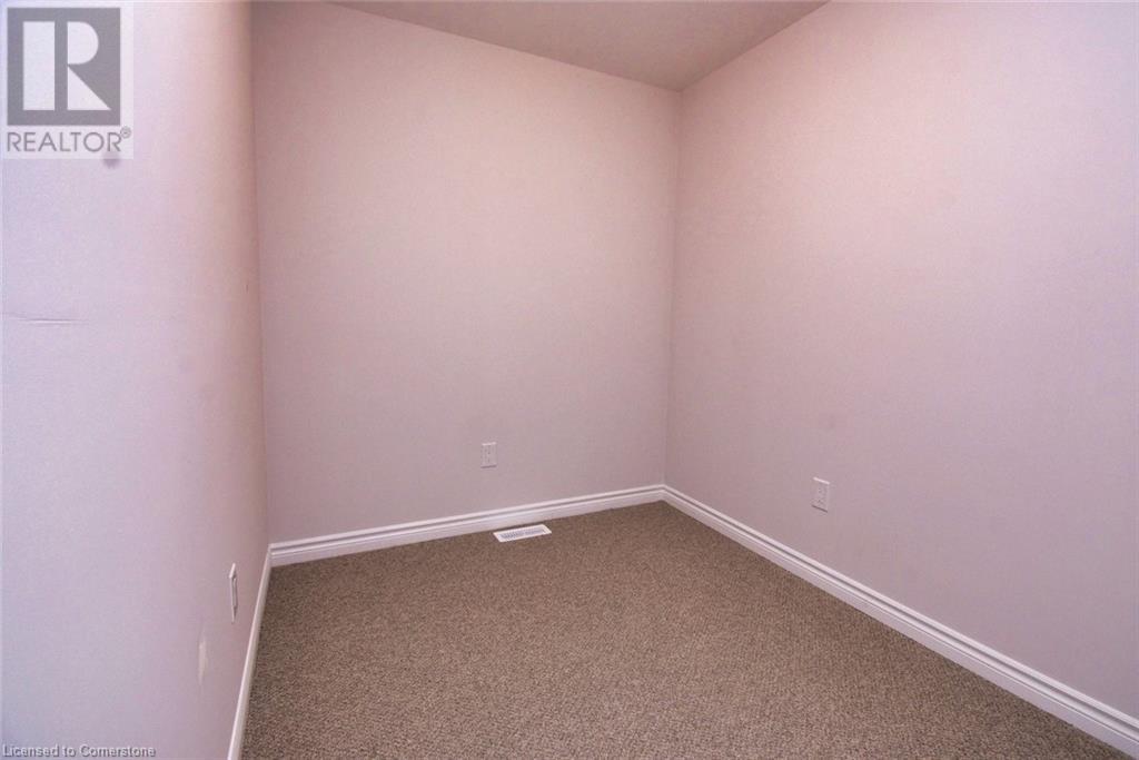 677 Park Road N Unit# 143, Brantford, Ontario  N3R 0A2 - Photo 24 - 40669076