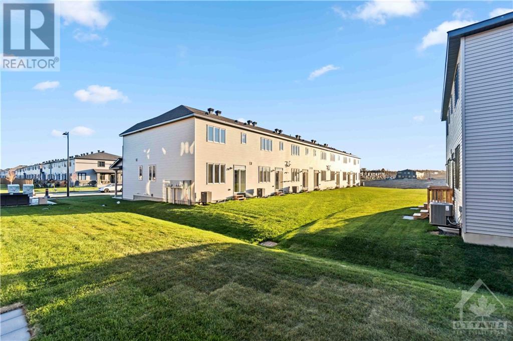 302 Elsie Macgill Walk, Ottawa, Ontario  K2W 0L1 - Photo 26 - X9520953