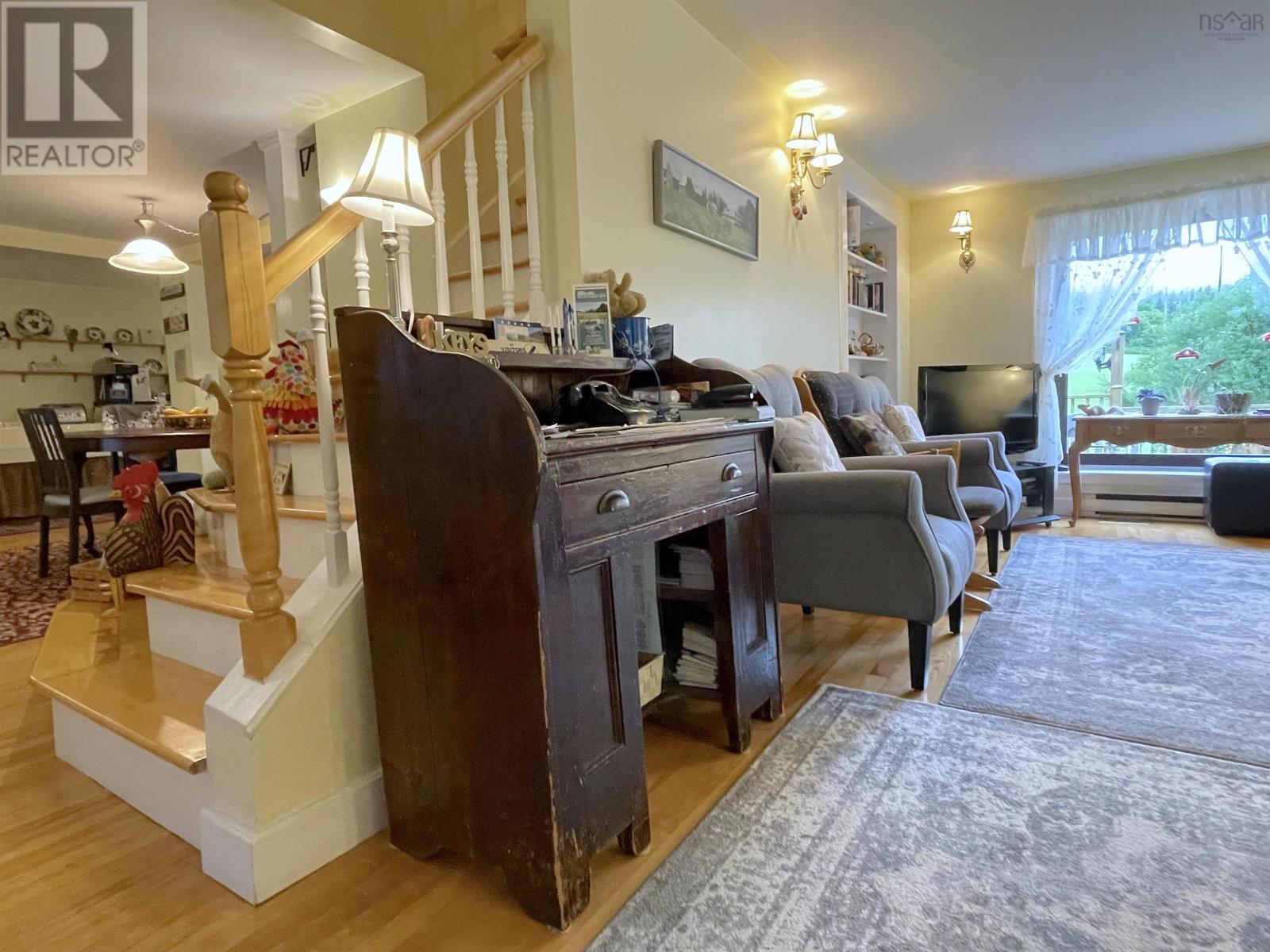 1817 Highway 205, Baddeck, Baddeck Bay, Nova Scotia  B0E 1B0 - Photo 11 - 202425378