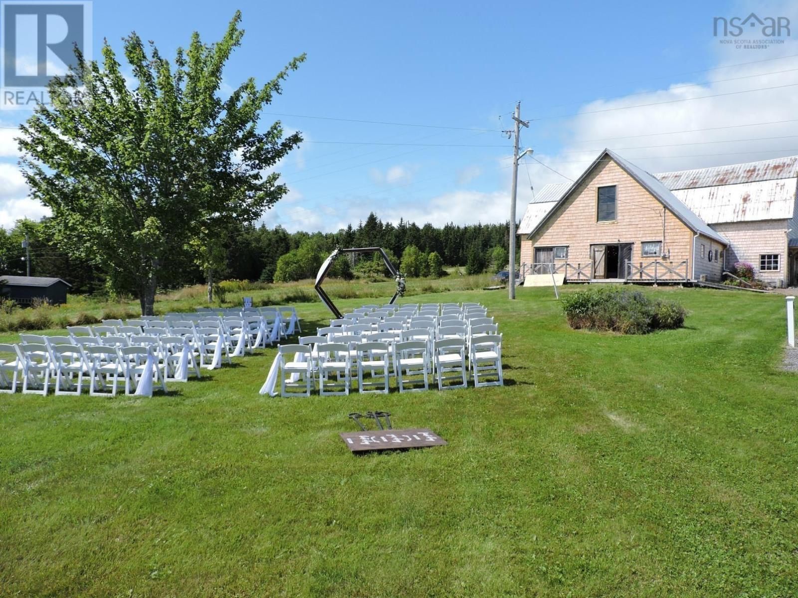 1817 Highway 205, Baddeck, Baddeck Bay, Nova Scotia  B0E 1B0 - Photo 2 - 202425378