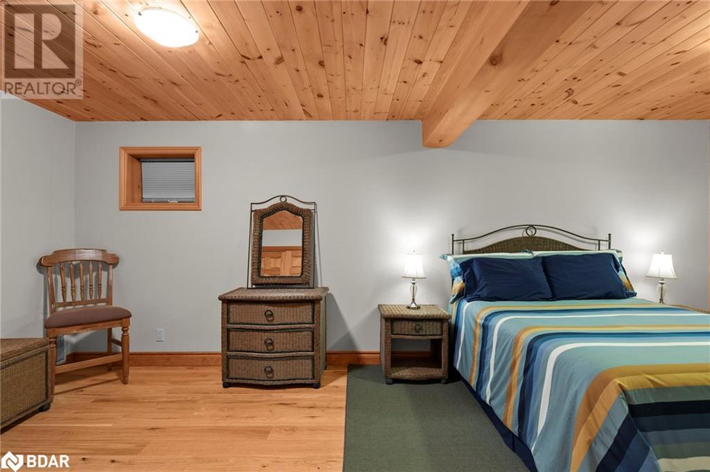 1093 Laidlaw Ave Avenue, Gravenhurst, Ontario  L0K 2B0 - Photo 32 - 40663447