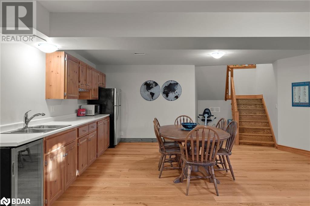 1093 Laidlaw Ave Avenue, Gravenhurst, Ontario  L0K 2B0 - Photo 30 - 40663447