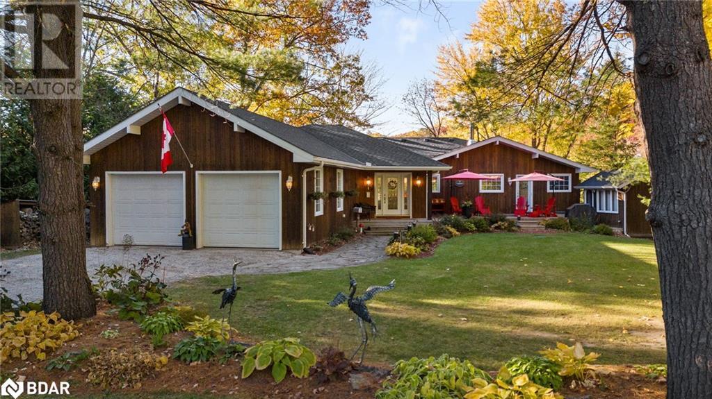 1093 Laidlaw Ave Avenue, Gravenhurst, Ontario  L0K 2B0 - Photo 3 - 40663447