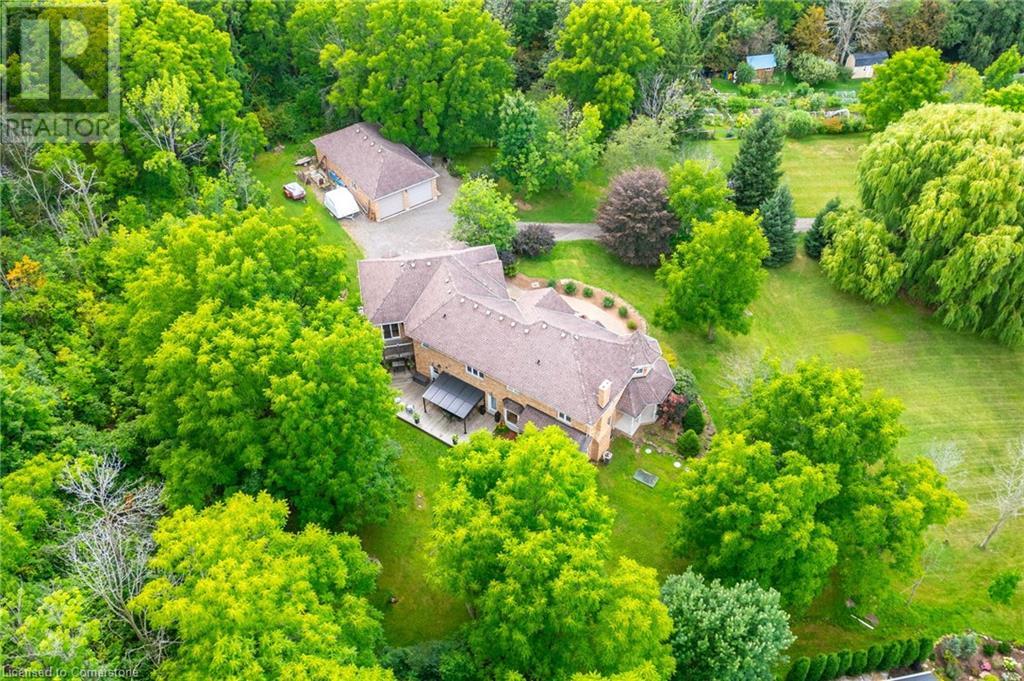 86 Ridge Road E, Grimsby, Ontario  L3M 4E7 - Photo 2 - 40669149