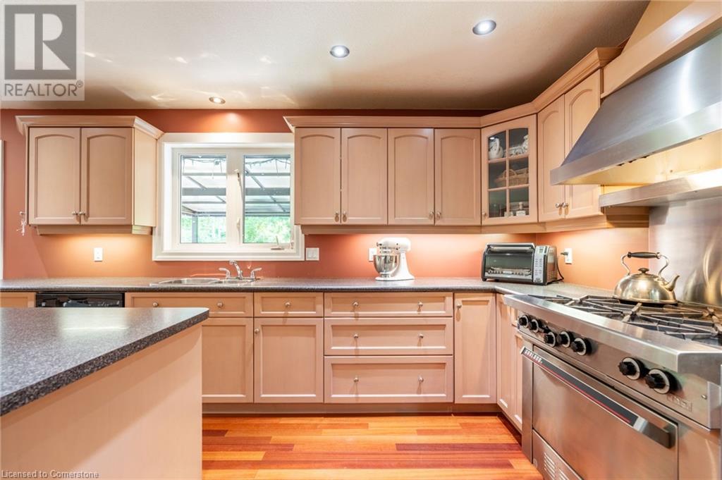 86 Ridge Road E, Grimsby, Ontario  L3M 4E7 - Photo 21 - 40669149