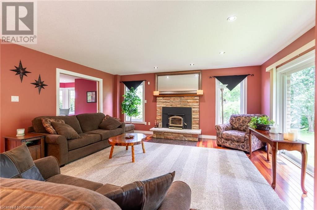 86 Ridge Road E, Grimsby, Ontario  L3M 4E7 - Photo 29 - 40669149