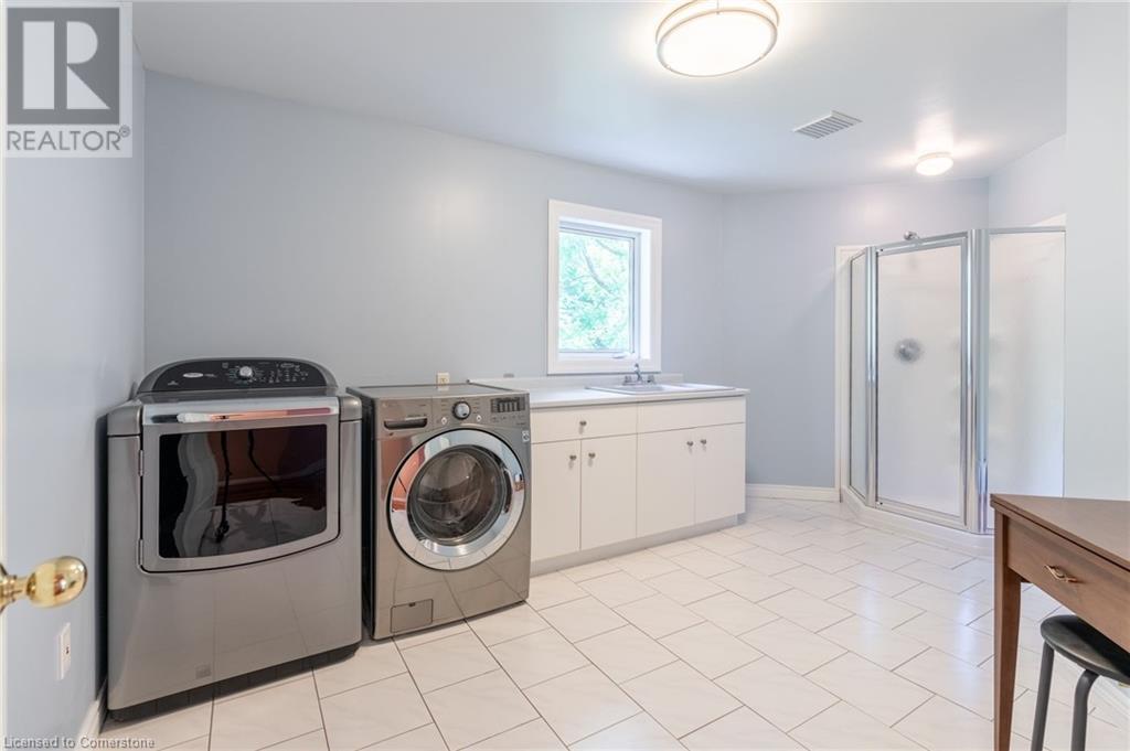 86 Ridge Road E, Grimsby, Ontario  L3M 4E7 - Photo 39 - 40669149