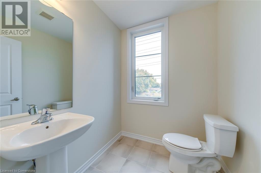 2086 Fairmont Common, Burlington, Ontario  L7P 0V8 - Photo 8 - 40666853