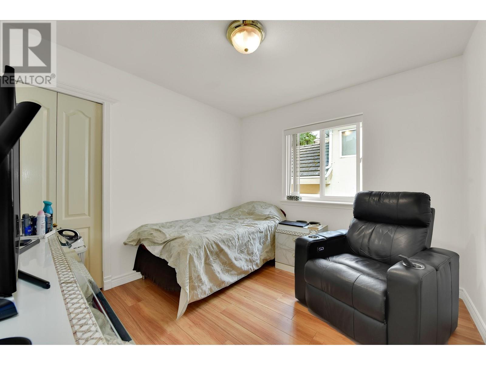 7548 12th Avenue, Burnaby, British Columbia  V3N 2K1 - Photo 23 - R2938837