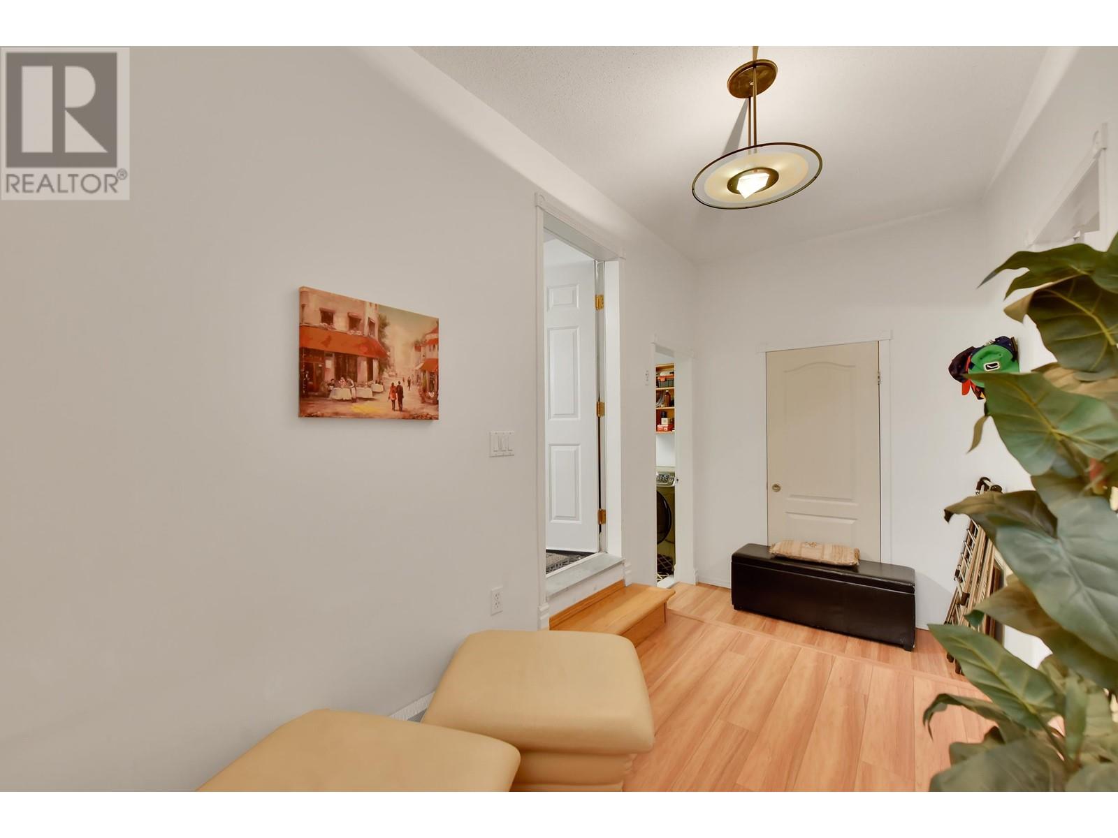 7548 12th Avenue, Burnaby, British Columbia  V3N 2K1 - Photo 24 - R2938837