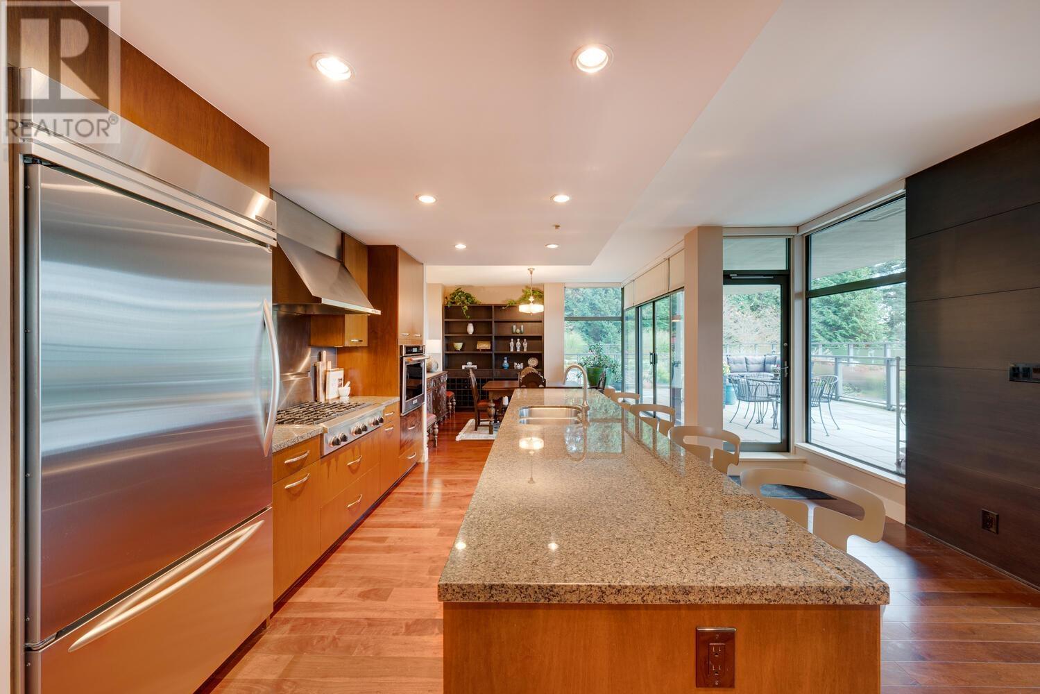 301 3315 Cypress Place, West Vancouver, British Columbia  V7S 3J7 - Photo 19 - R2938842