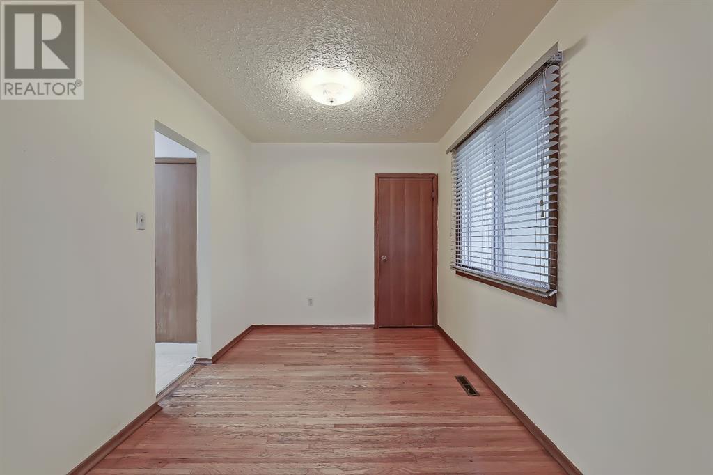 2631 25 Avenue Sw, Calgary, Alberta  T3E 0K2 - Photo 21 - A2164971