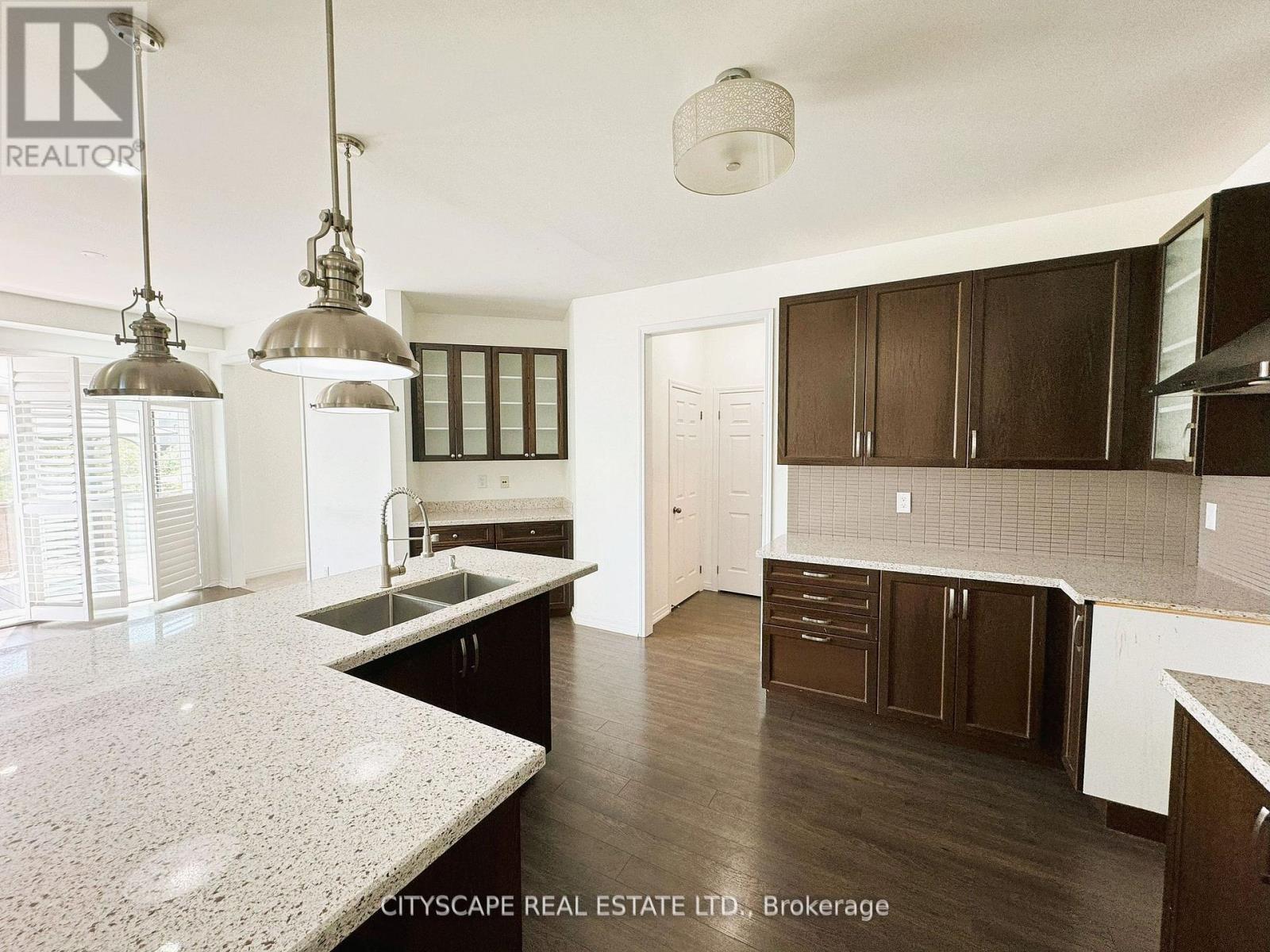 7646 Goldenrod Trail, Niagara Falls, Ontario  L2H 0K4 - Photo 9 - X9511428