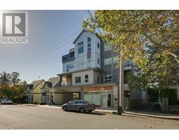 203 9716 Third St, sidney, British Columbia