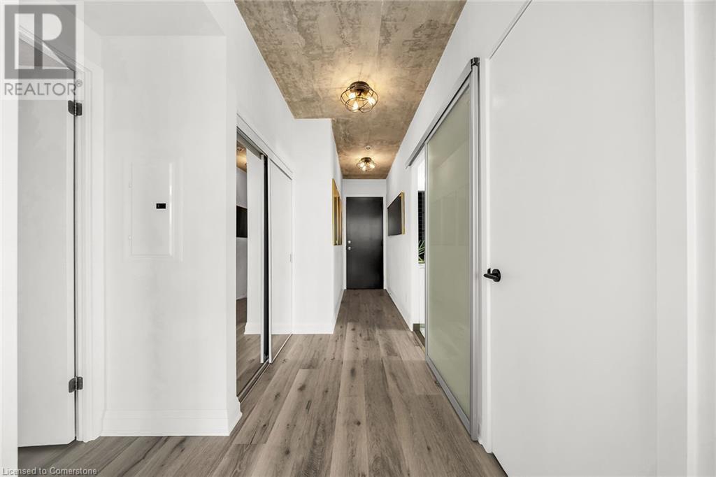 105 The Queensway Unit# 1203, Toronto, Ontario  M6S 5B5 - Photo 3 - 40667220
