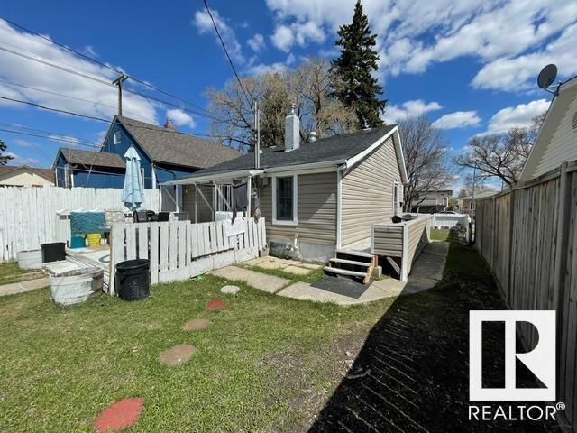 11944 77 St Nw, Edmonton, Alberta  T5B 2G4 - Photo 4 - E4411654