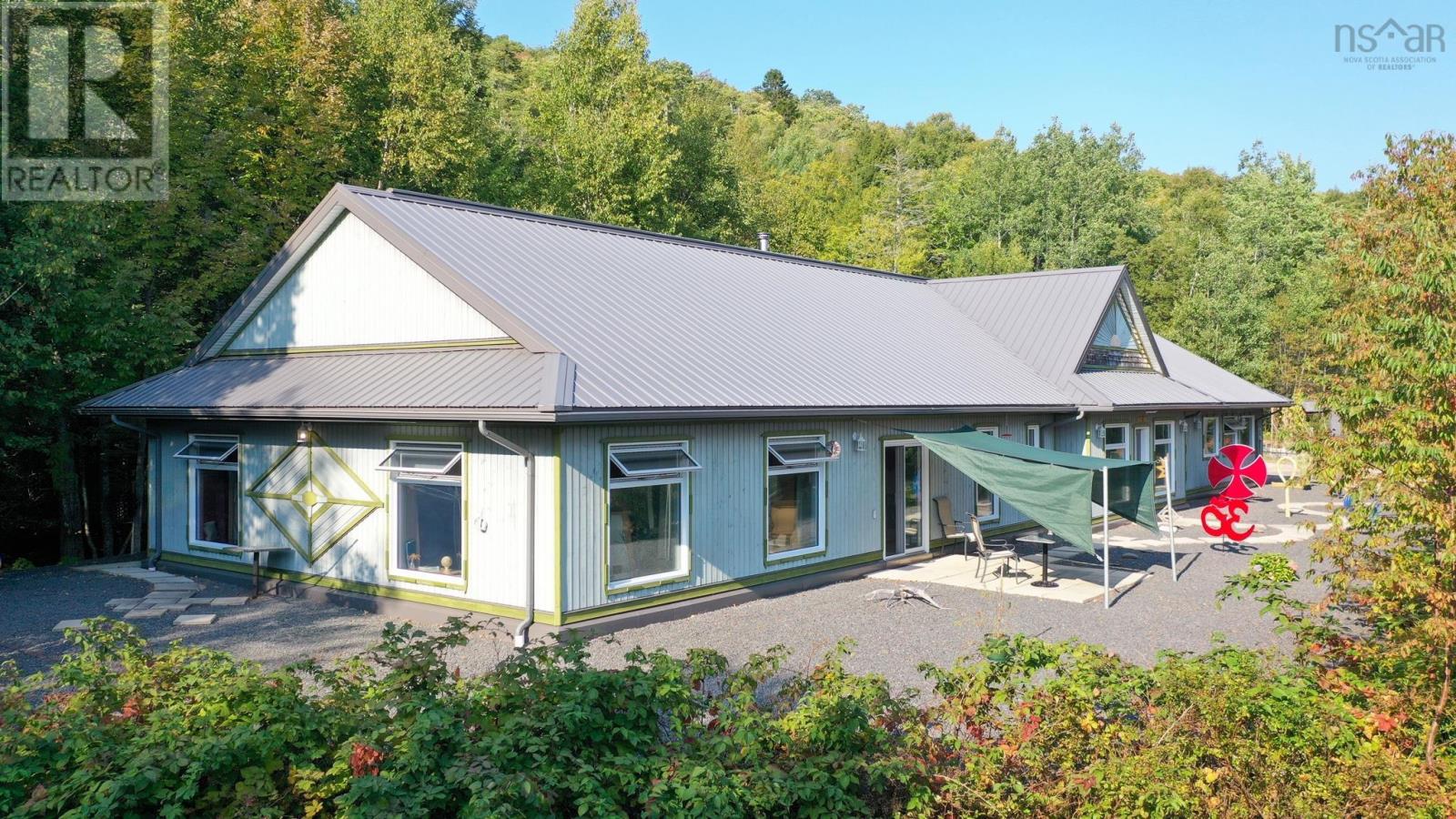 516 Burgess Mountain Road, Woodville, Nova Scotia  B0P 1G0 - Photo 1 - 202425395