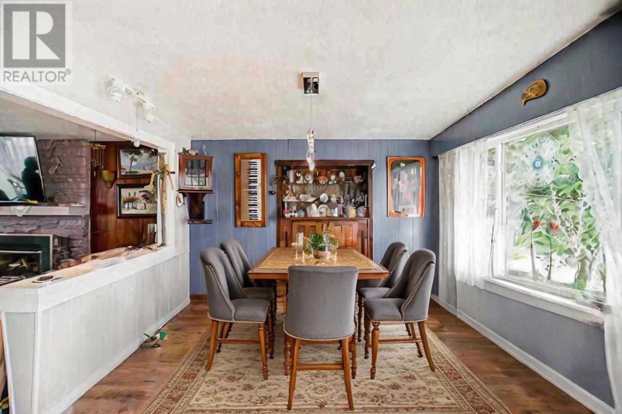 Listing Picture 10 of 20 : 4372 GRETA STREET, Burnaby / 本拿比 - 魯藝地產 Yvonne Lu Group - MLS Medallion Club Member