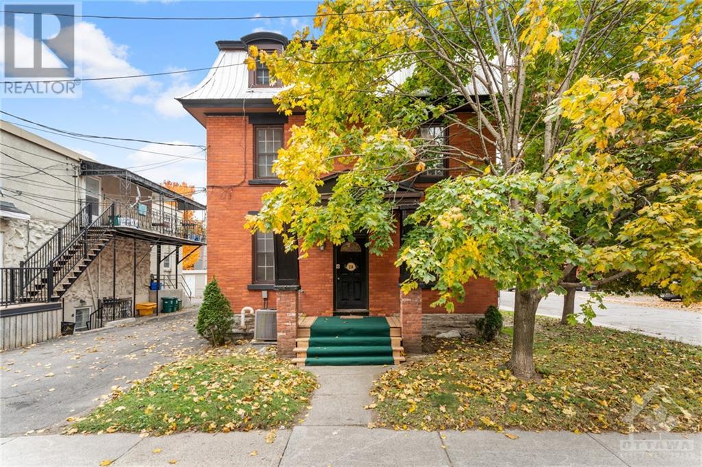 114 Barrette StreetOttawa, Ontario  K1L 8A1 - Photo 1 - X9524203