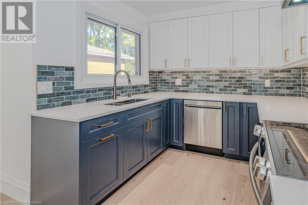 4379 Longmoor Drive, Burlington, Ontario  L7L 1X8 - Photo 10 - 40668703