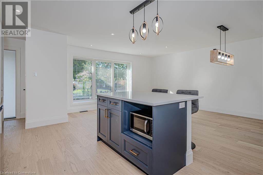 4379 Longmoor Drive, Burlington, Ontario  L7L 1X8 - Photo 9 - 40668703