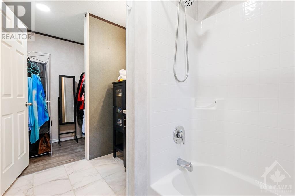 3535 ST JOSEPH BOULEVARD UNIT#100 Orleans