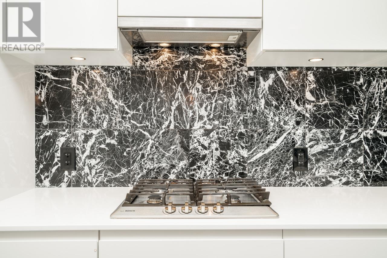 Listing Picture 23 of 26 : 3501 4510 HALIFAX WAY, Burnaby / 本拿比 - 魯藝地產 Yvonne Lu Group - MLS Medallion Club Member