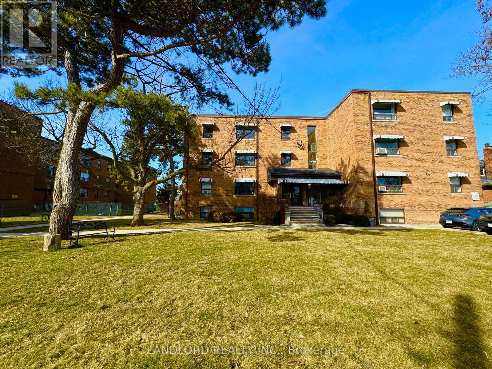 2 - 2696 Lake Shore Boulevard W, Toronto, Ontario  M8V 1G8 - Photo 14 - W9511819