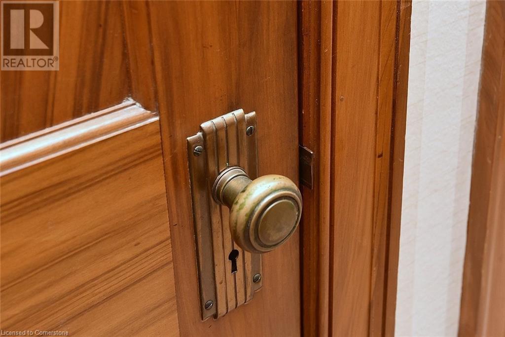 11 Forsyth Place, Hamilton, Ontario  L8S 4E5 - Photo 24 - 40667412