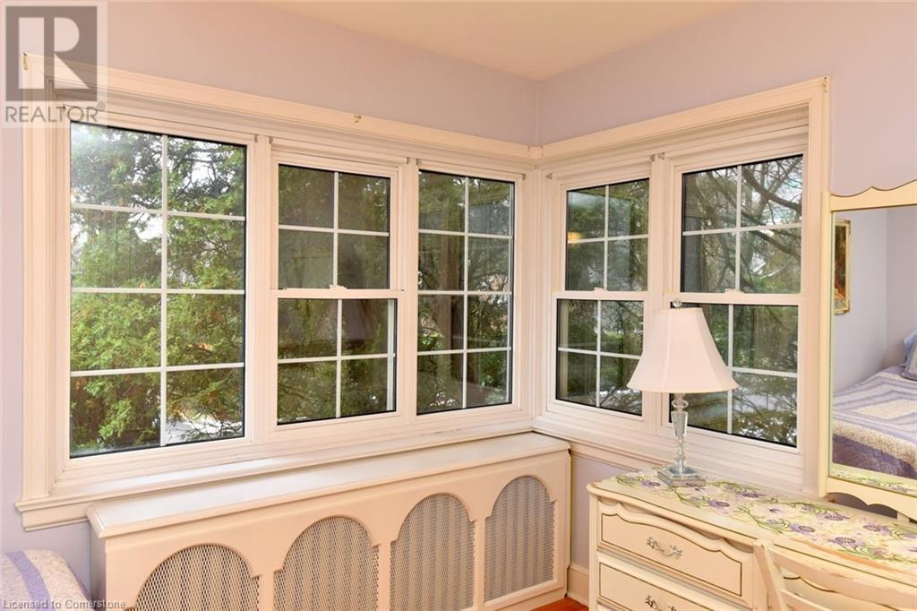 11 Forsyth Place, Hamilton, Ontario  L8S 4E5 - Photo 36 - 40667412