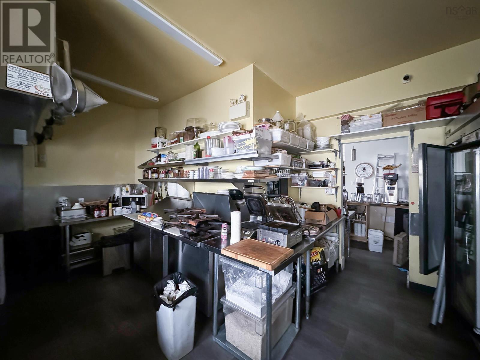 296-300 Main Street, Middleton, Nova Scotia  B0S 1P0 - Photo 7 - 202425417