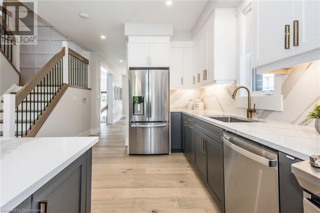 160 Newman Drive Unit# Lot 58, Cambridge, Ontario  N1S 5B4 - Photo 4 - 40668216