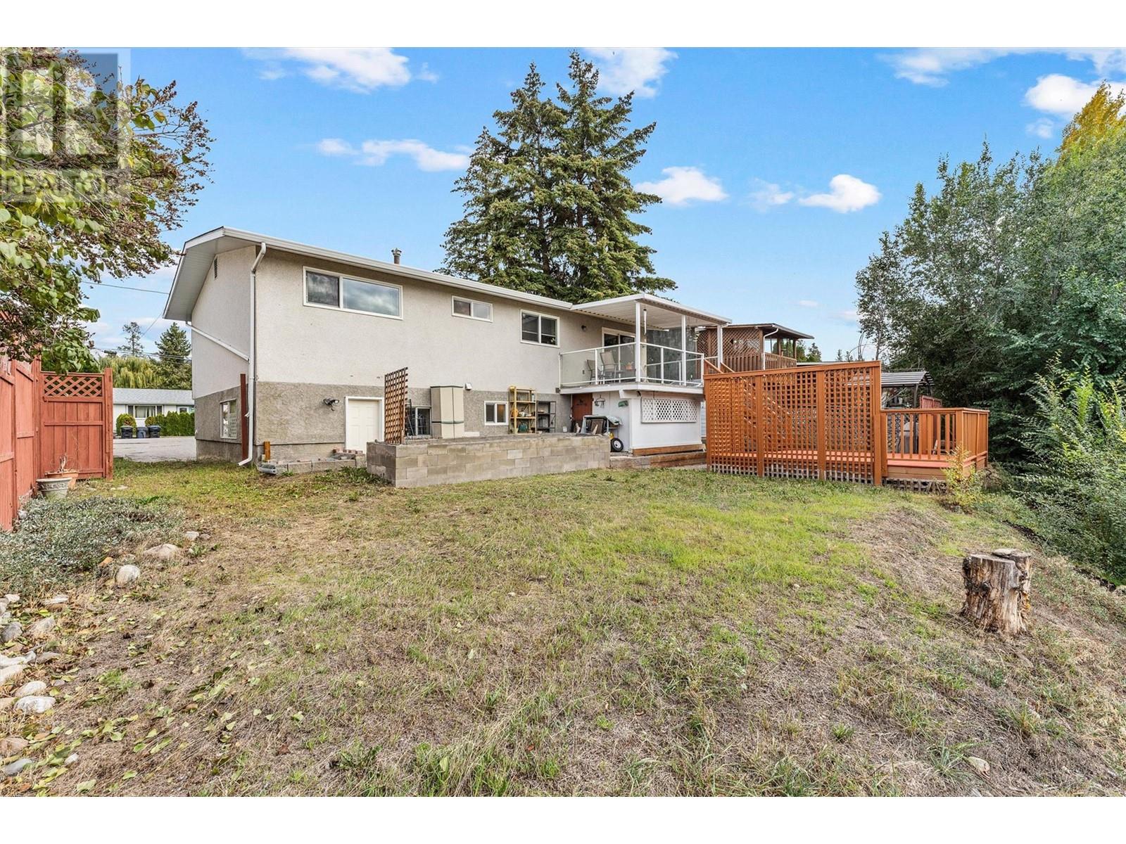 860 Cactus Road Kelowna