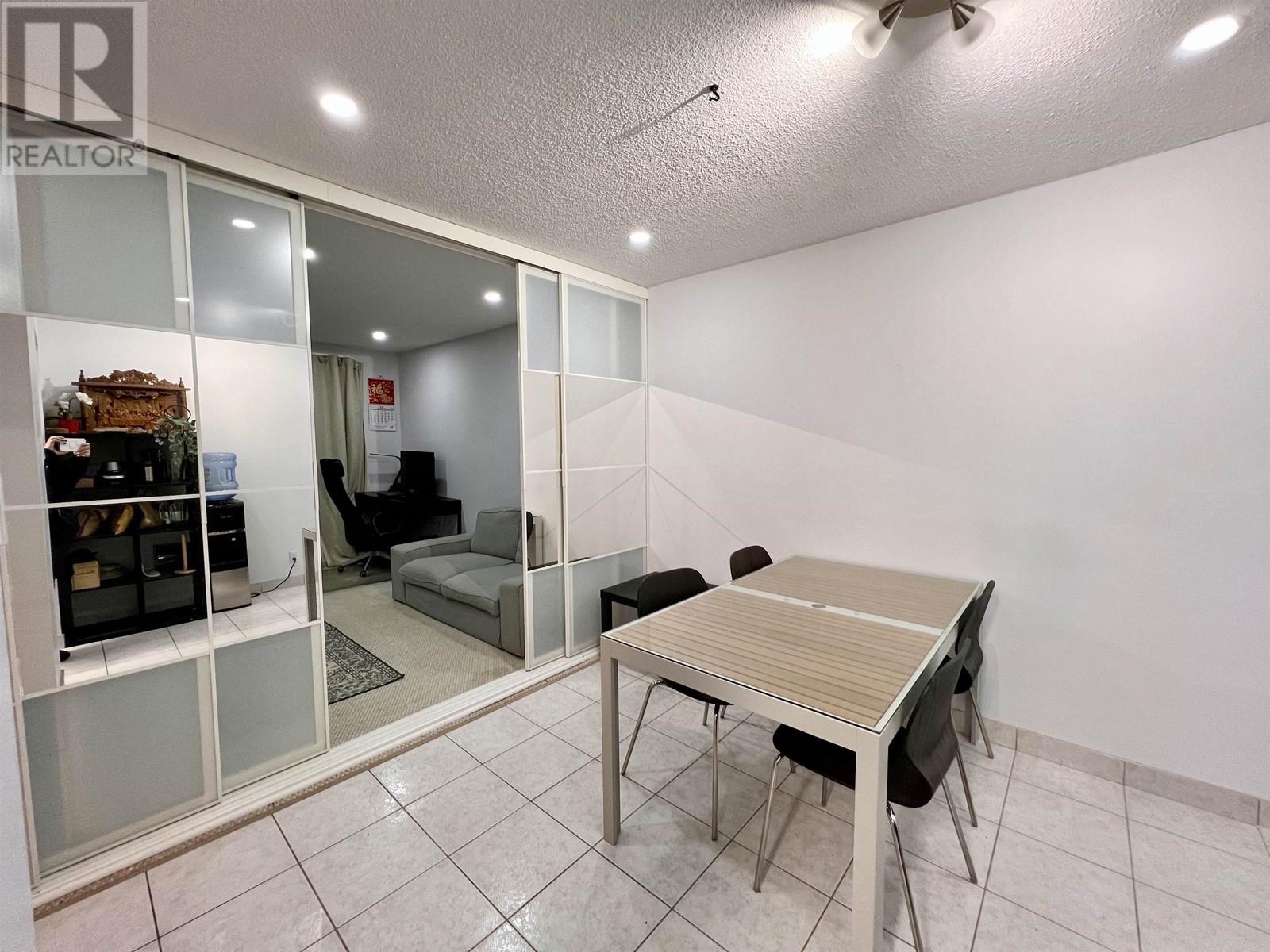317 8511 Ackroyd Road, Richmond, British Columbia  V6X 3E7 - Photo 6 - R2938453