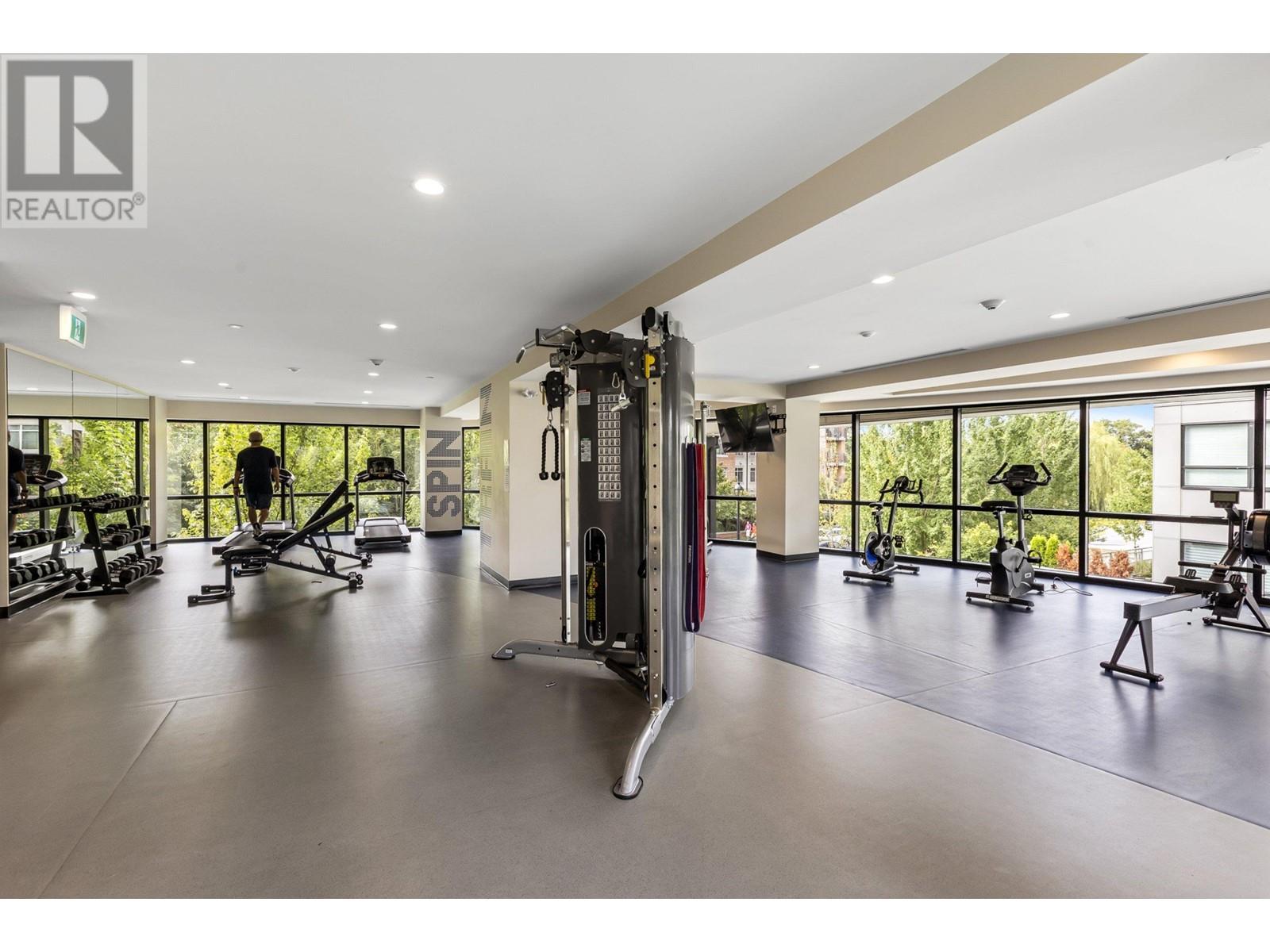 Listing Picture 36 of 40 : 214 9233 ODLIN ROAD, Richmond / 烈治文 - 魯藝地產 Yvonne Lu Group - MLS Medallion Club Member