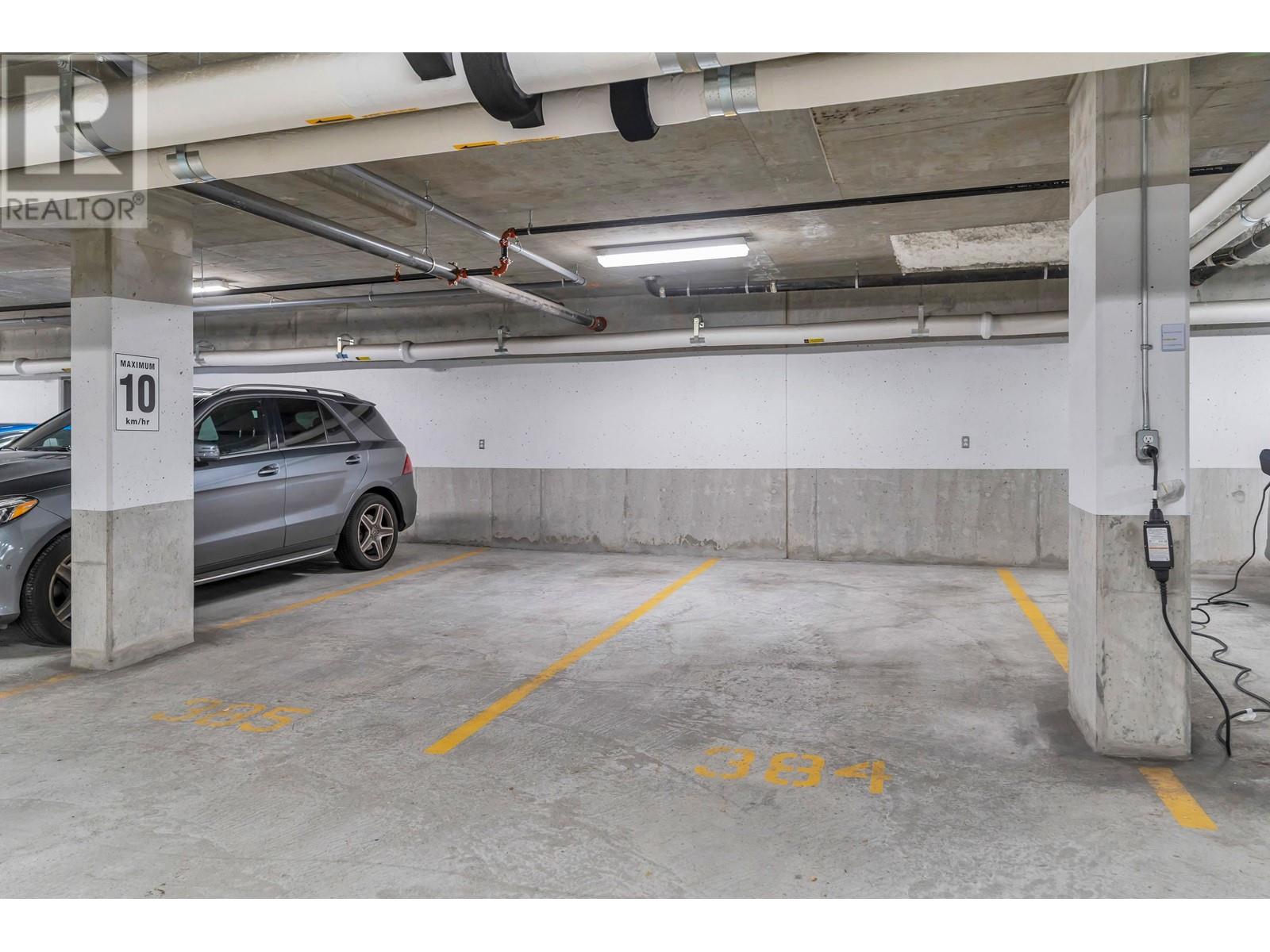 Listing Picture 38 of 40 : 214 9233 ODLIN ROAD, Richmond / 烈治文 - 魯藝地產 Yvonne Lu Group - MLS Medallion Club Member