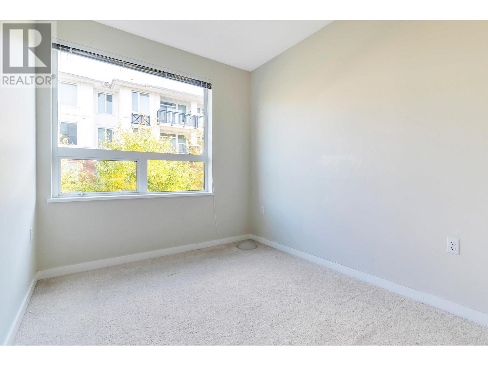 Listing Picture 17 of 40 : 214 9233 ODLIN ROAD, Richmond / 烈治文 - 魯藝地產 Yvonne Lu Group - MLS Medallion Club Member