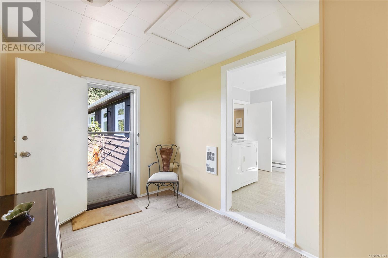 Property at 171 Fulford-Ganges Rd image 5