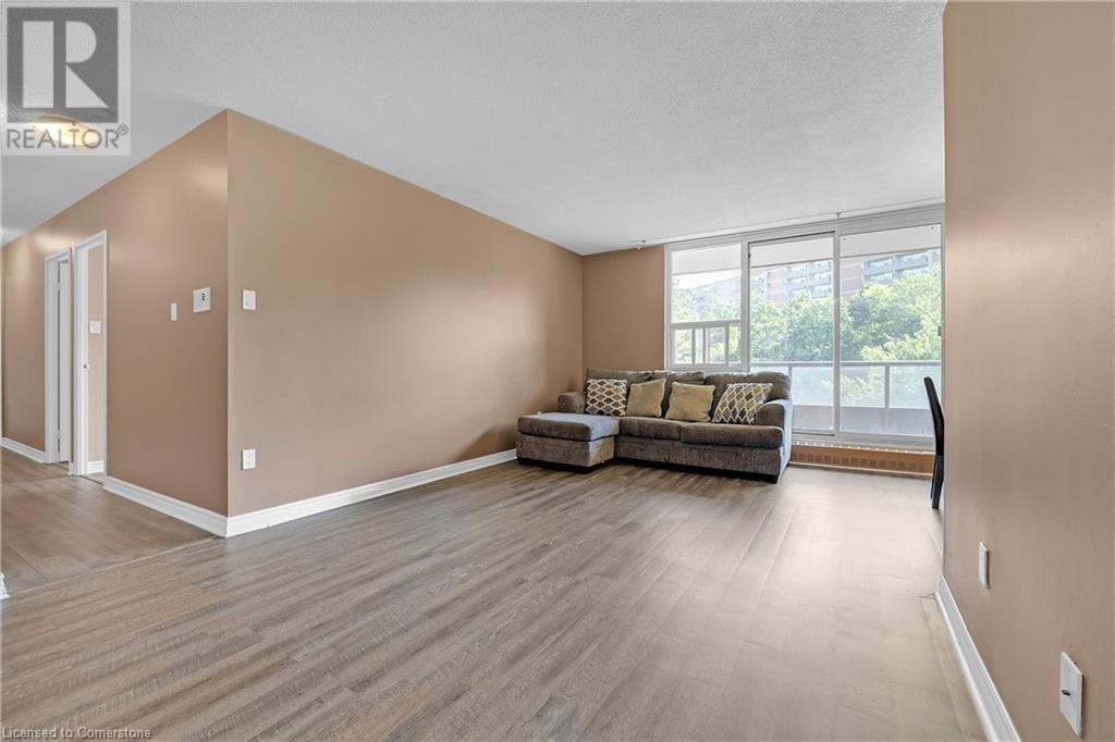 1966 Main Street W Unit# 402, Hamilton, Ontario  L8S 1J6 - Photo 6 - 40669108