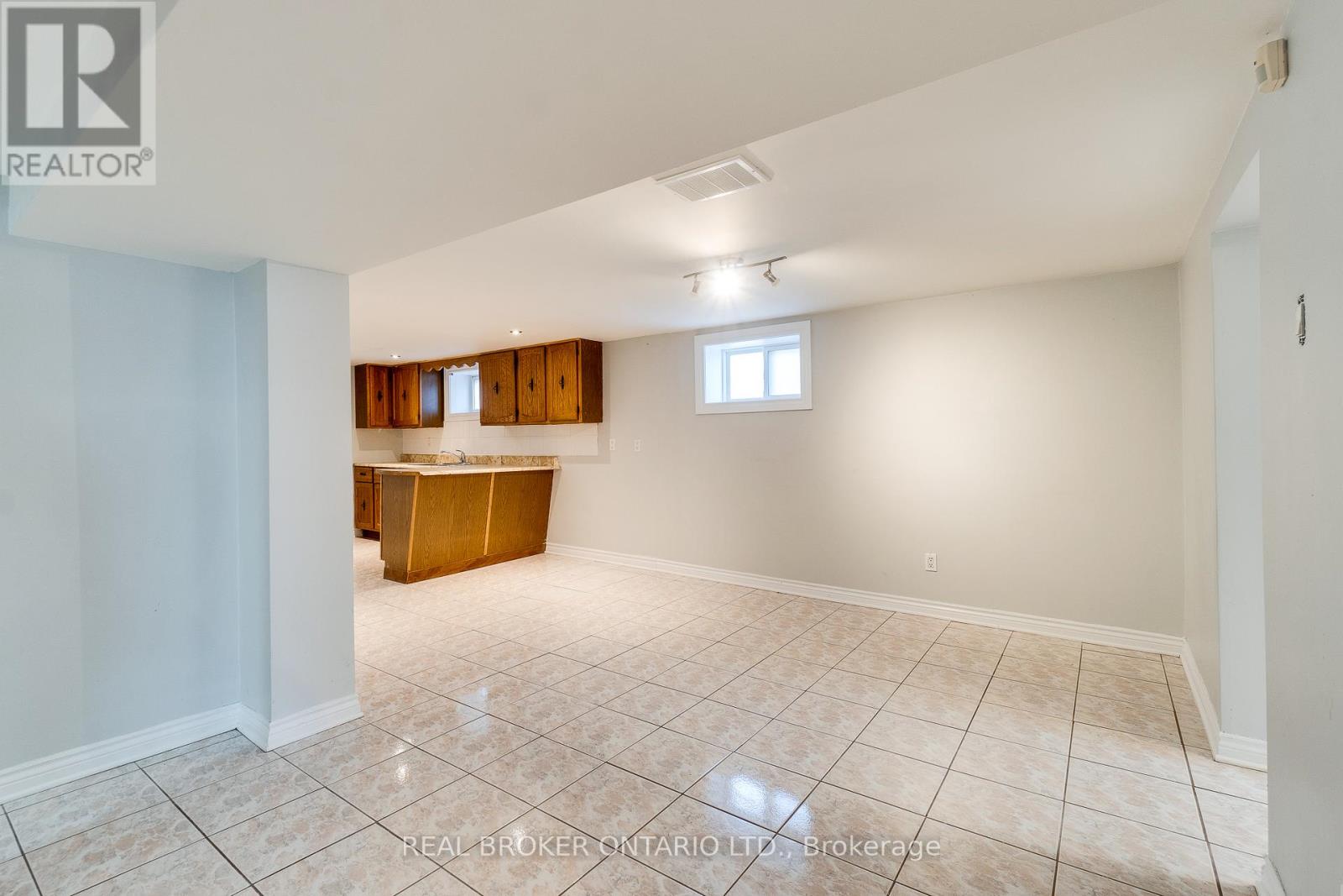 45 Mayall Avenue, Toronto, Ontario  M3L 1E7 - Photo 28 - W9512181