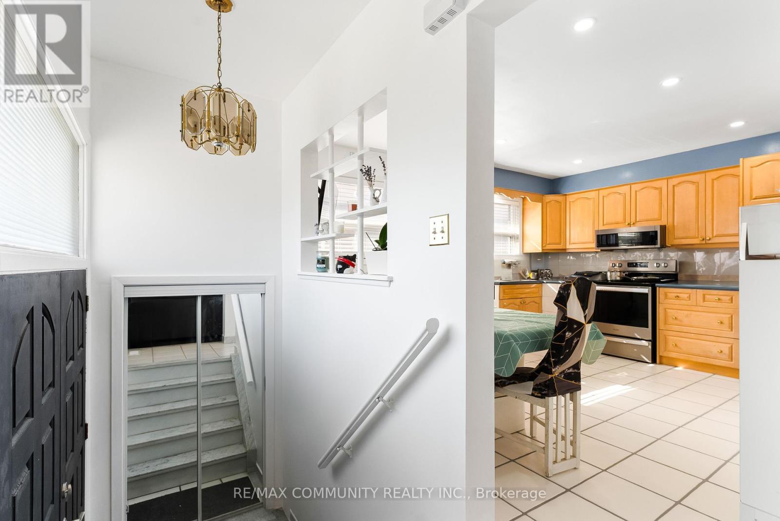 Property at 106 VICTORY DRIVE image 4